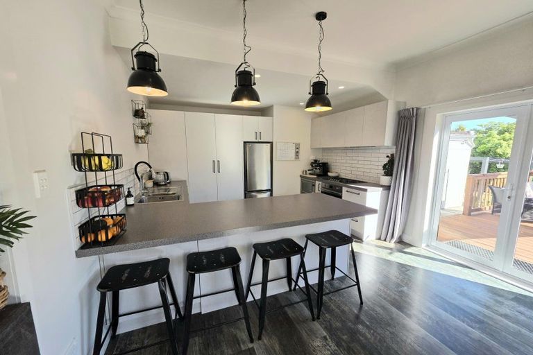 Photo of property in 10 Test Street, South Hill, Oamaru, 9400