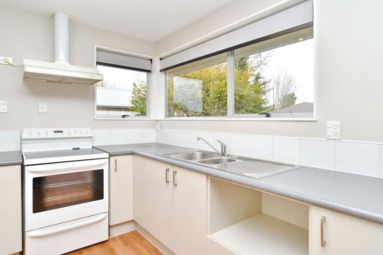 Photo of property in 1/73 Sabys Road, Halswell, Christchurch, 8025