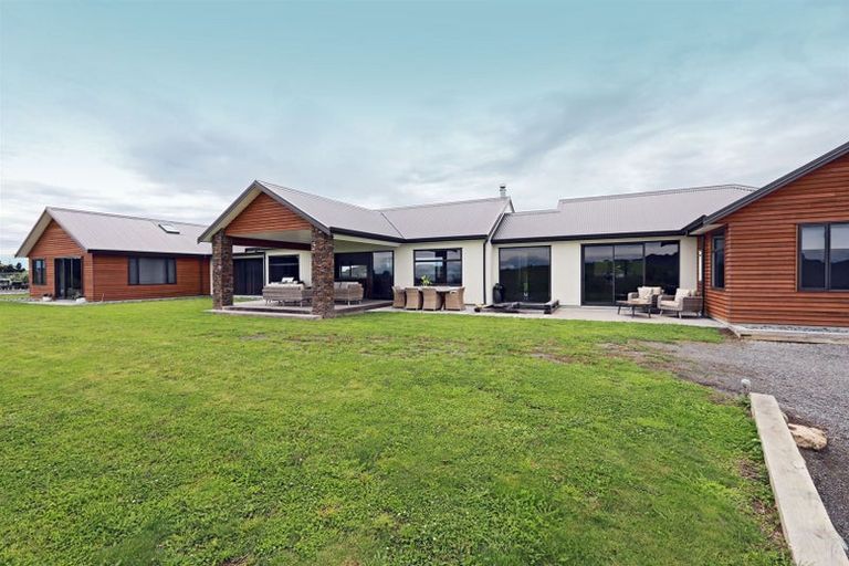 Photo of property in 89 Matarua Rise, Waimarama, Havelock North, 4294