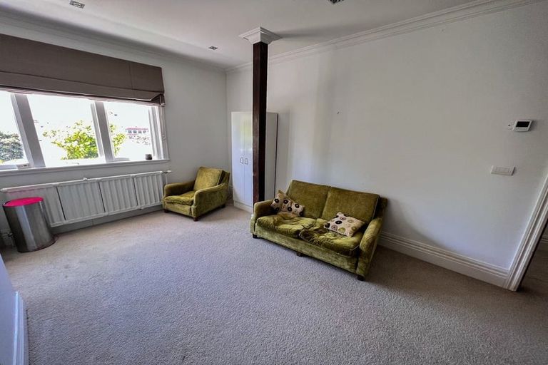 Photo of property in 8 Central Terrace, Alicetown, Lower Hutt, 5010