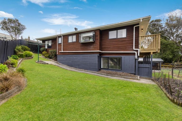Photo of property in 2/9 Choice Avenue, Henderson, Auckland, 0612