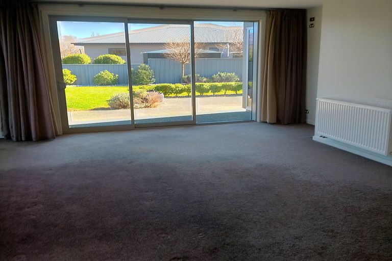 Photo of property in 7 Walnut Grove, Alexandra, 9320