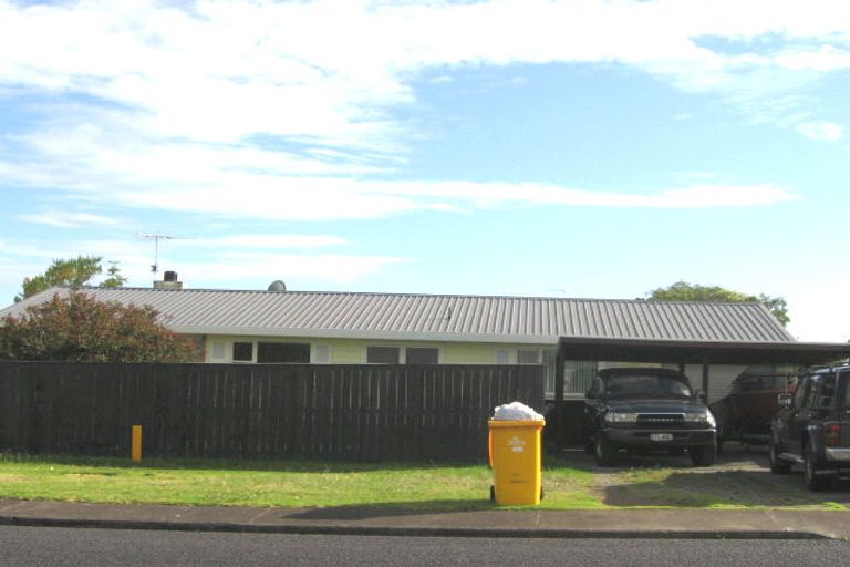 Photo of property in 92 Exmouth Road, Northcote, Auckland, 0627