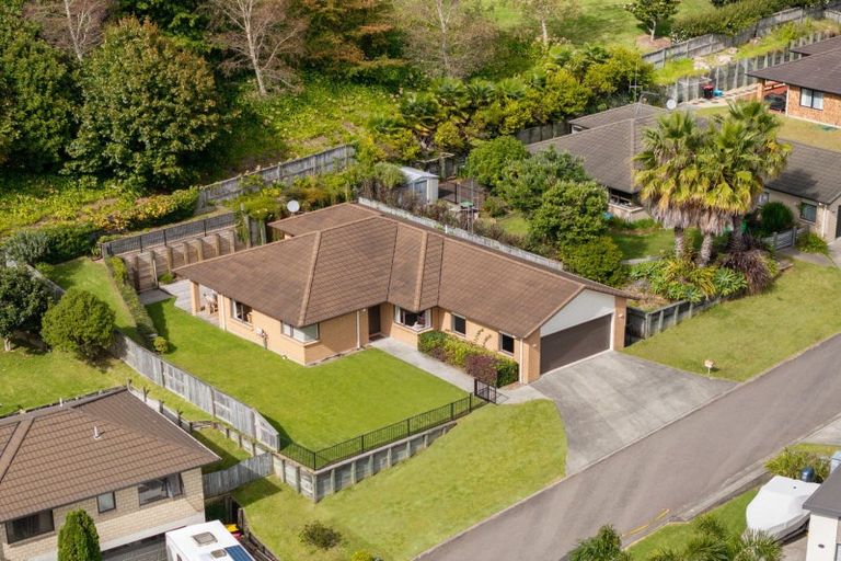 Photo of property in 39 Danny Place, Pyes Pa, Tauranga, 3112
