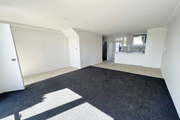 Photo of property in 2/35 Craven Street, Sockburn, Christchurch, 8042