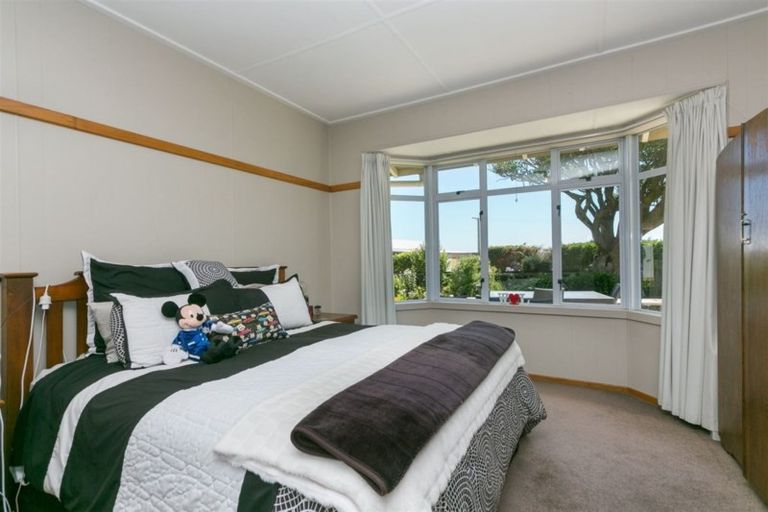 Photo of property in 160 Henwood Road, Paraite, New Plymouth, 4372