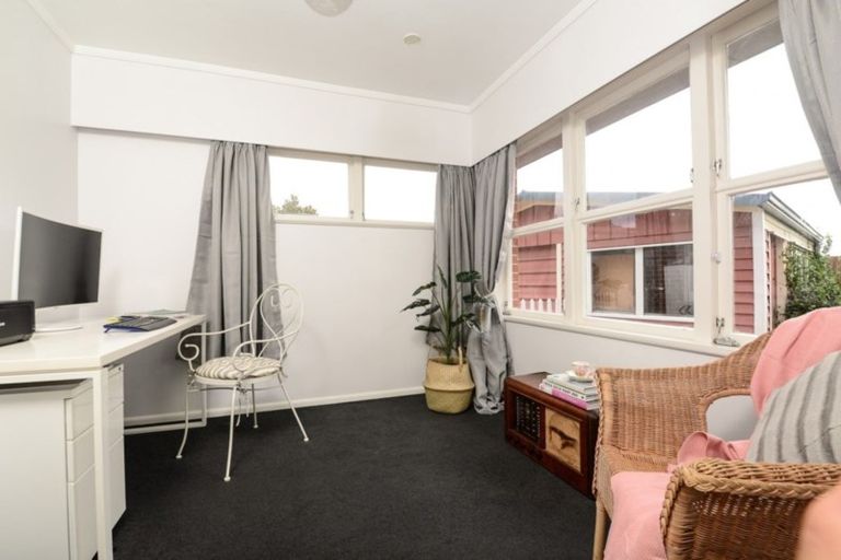 Photo of property in 21 Springfield Crescent, Enderley, Hamilton, 3214