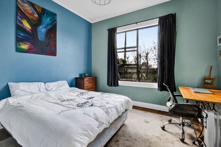 Photo of property in 1 Campbell Street, Hawera, 4610