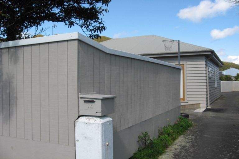 Photo of property in 14a Saint Ronans Avenue, Waterloo, Lower Hutt, 5011