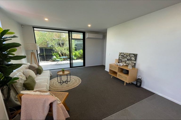 Photo of property in 1/27 Gracefield Avenue, Christchurch Central, Christchurch, 8013