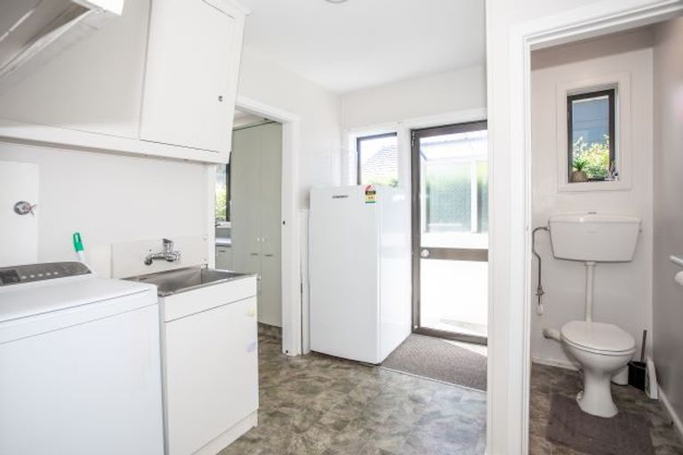 Photo of property in 11 Mcsaveneys Road, Marshland, Christchurch, 8051