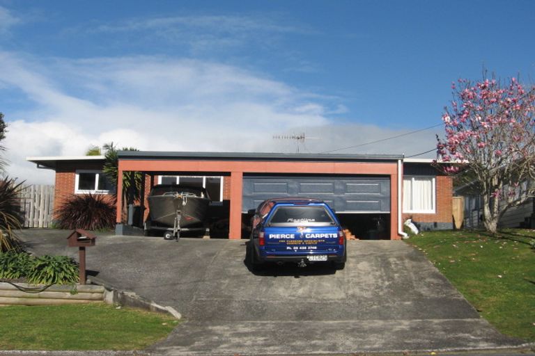 Photo of property in 44 Carr Street, Te Kamo, Whangarei, 0112