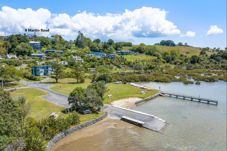 Photo of property in 8 Martin Road, Matakana, Warkworth, 0985