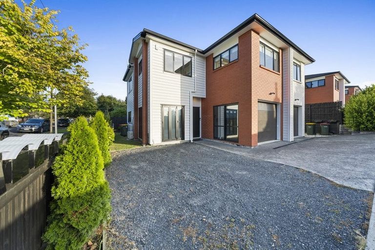 Photo of property in 20a South Street, Papakura, 2110