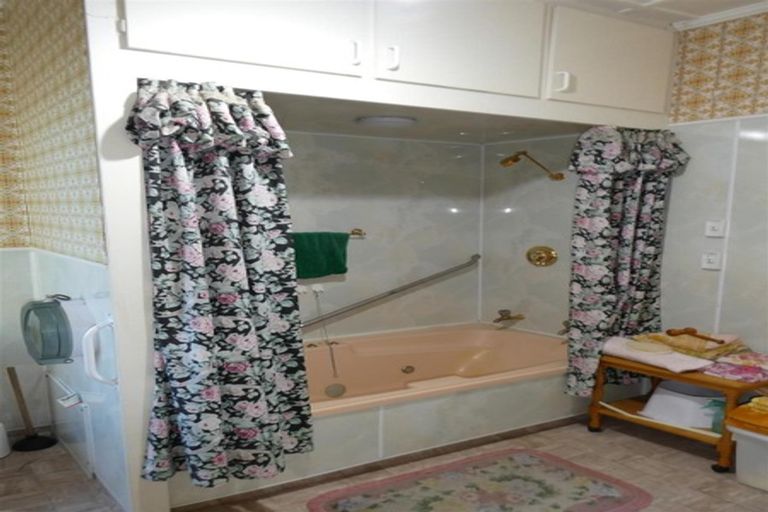 Photo of property in 206 Willowbank Avenue, Meeanee, Napier, 4183