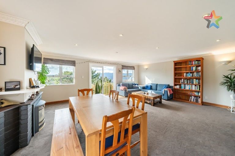 Photo of property in 94 Normandale Road, Normandale, Lower Hutt, 5010