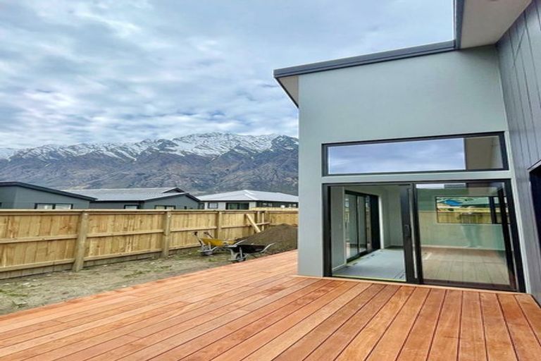 Photo of property in 45 Woolshed Road, Jacks Point, Queenstown, 9371
