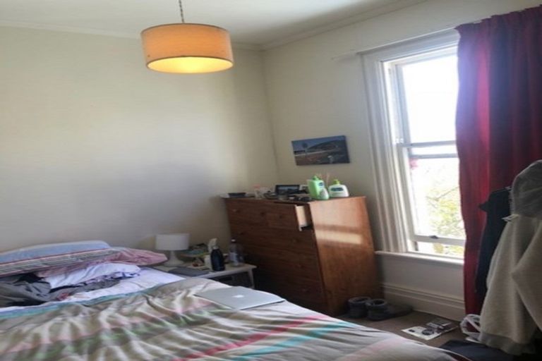 Photo of property in 4 Te Wharepouri Street, Berhampore, Wellington, 6023