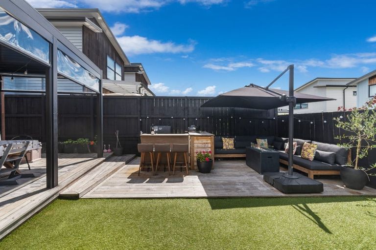 Photo of property in 11 Oioi Road, Hobsonville, Auckland, 0616