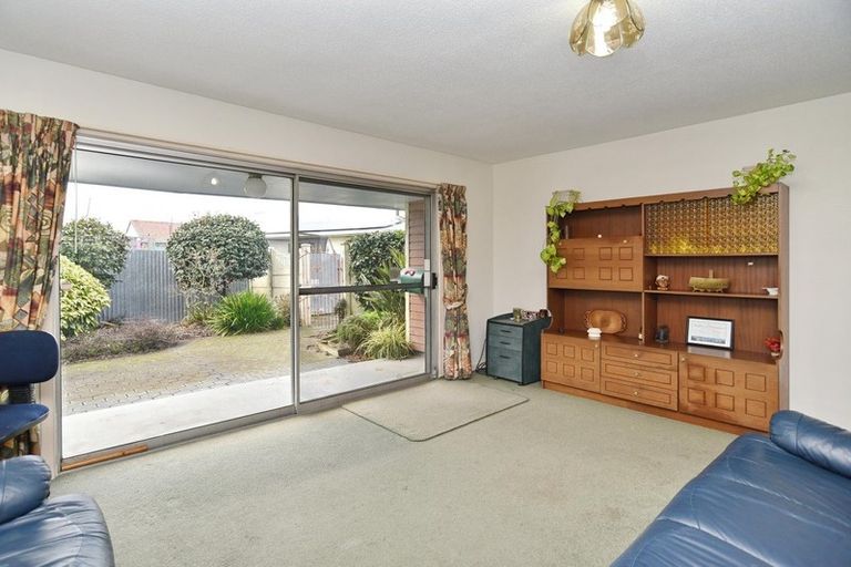 Photo of property in 2/91b Tilford Street, Woolston, Christchurch, 8062