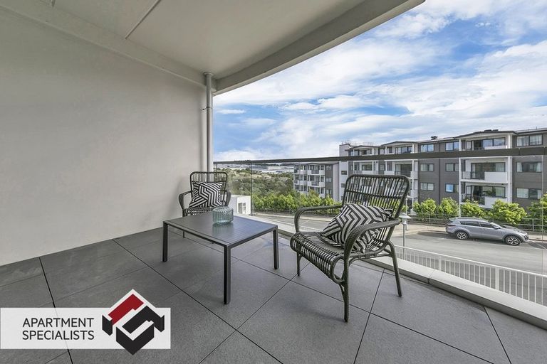 Photo of property in Apollo Apartments, 201/46 Rosedale Road, Rosedale, Auckland, 0632