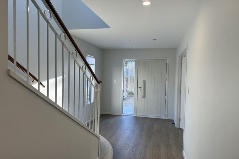 Photo of property in 127 Pah Road, Cockle Bay, Auckland, 2014