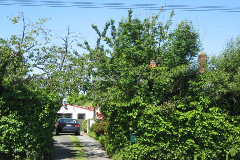Photo of property in 58 Stapletons Road, Richmond, Christchurch, 8013