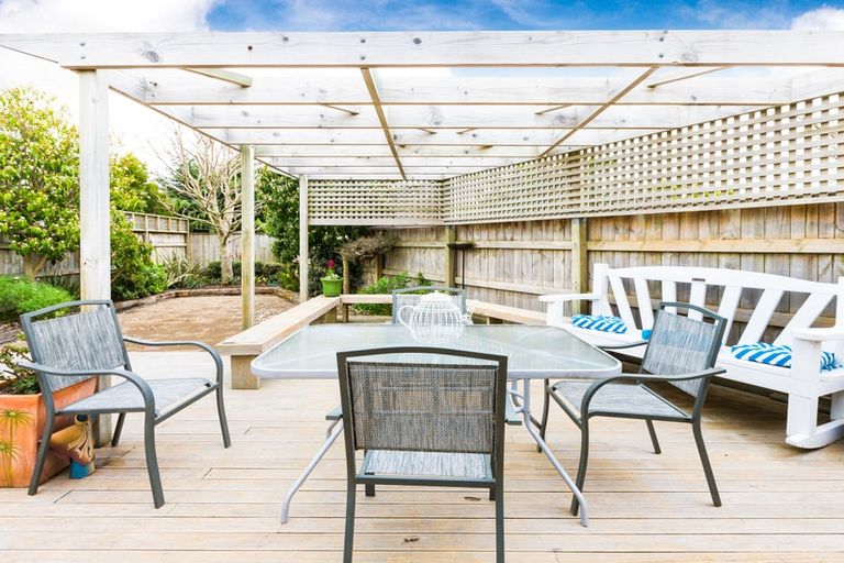 Photo of property in 3 Alma Place, Milson, Palmerston North, 4414