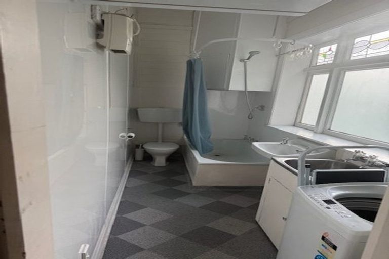 Photo of property in 26 Devon Street, Aro Valley, Wellington, 6021