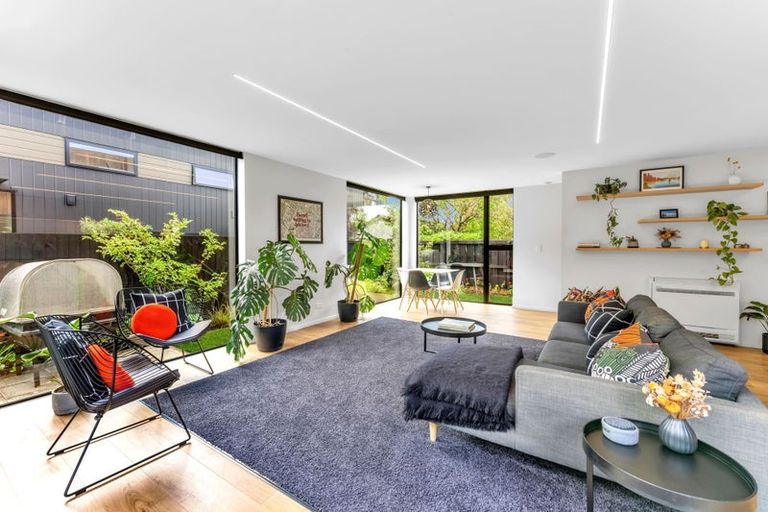 Photo of property in 53a Edward Avenue, Edgeware, Christchurch, 8013