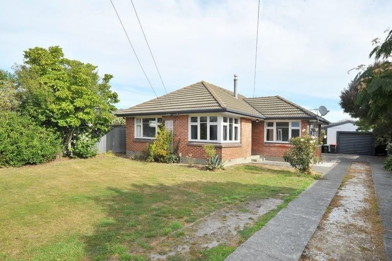 Photo of property in 157 Langdons Road, Northcote, Christchurch, 8052