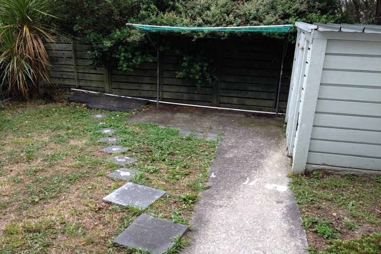 Photo of property in 7 Hollydale Grove, Churton Park, Wellington, 6037