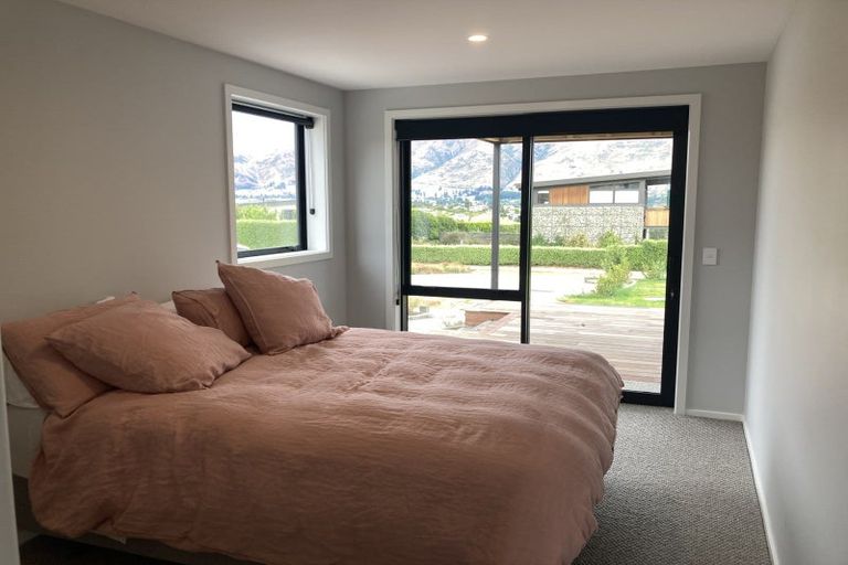 Photo of property in 30 Kirimoko Crescent, Wanaka, 9305