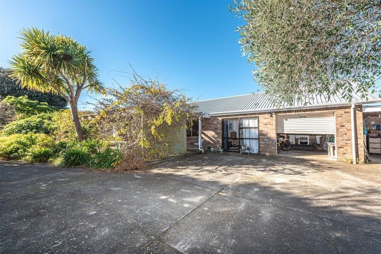 Photo of property in 14 Budge Street, Fordell, Whanganui, 4572