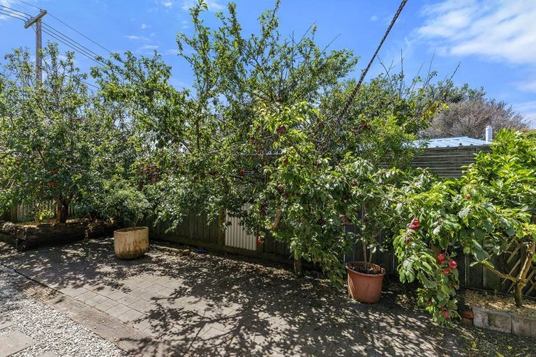 Photo of property in 81 Adelaide Street, Petone, Lower Hutt, 5012