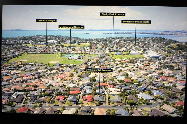 Photo of property in 38 Simmental Crescent, Somerville, Auckland, 2014