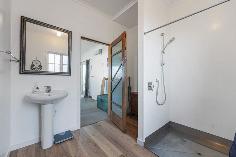 Photo of property in 1835 Egmont Road, Kaimiro, Inglewood, 4386