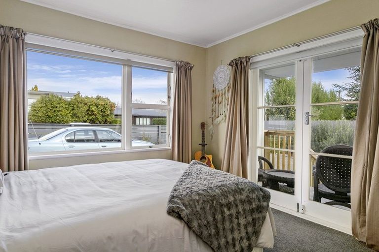 Photo of property in 62 Matuku Street, Two Mile Bay, Taupo, 3330