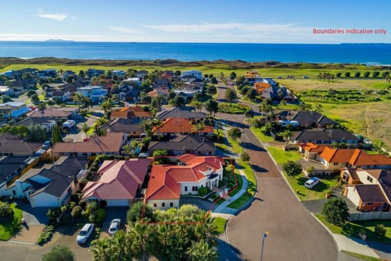 Photo of property in 18 Bermuda Drive, Papamoa Beach, Papamoa, 3118