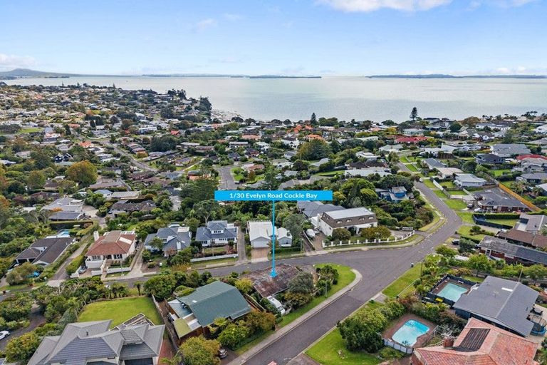 Photo of property in 30 Evelyn Road, Cockle Bay, Auckland, 2014