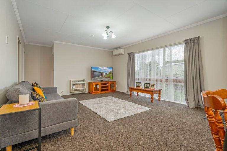 Photo of property in 2 Moyne Avenue, Milson, Palmerston North, 4414
