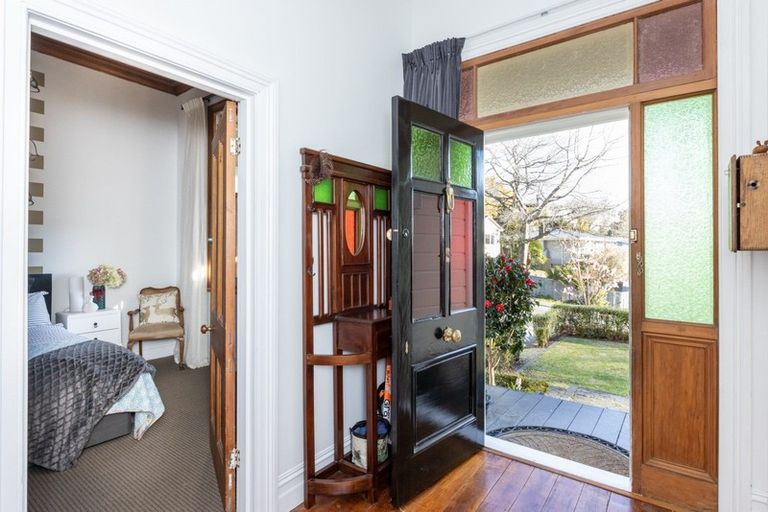 Photo of property in 3 Hooker Avenue, Hospital Hill, Napier, 4110