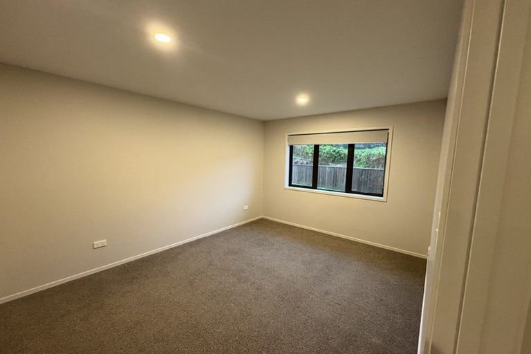 Photo of property in 5 Totarahoe Lane, Whalers Gate, New Plymouth, 4310