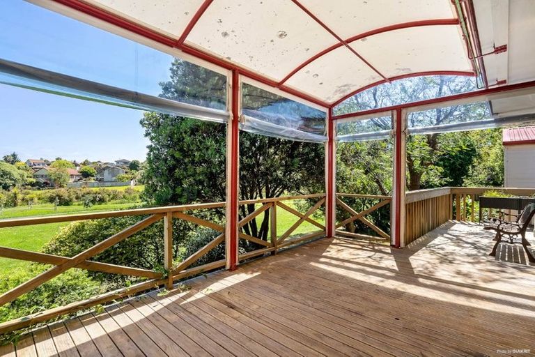 Photo of property in 2/36 Birman Close, Half Moon Bay, Auckland, 2012