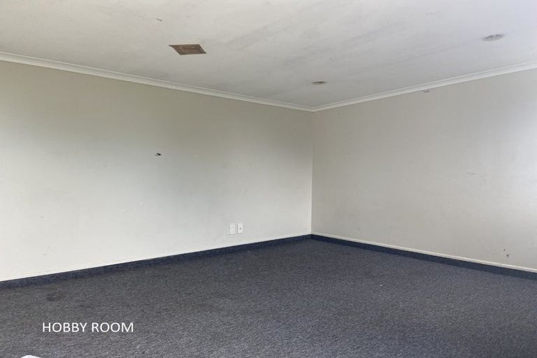 Photo of property in 13 Lipscombe Crescent, Havelock North, 4130
