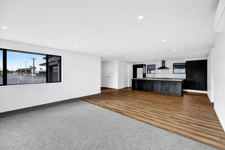 Photo of property in 130b Manawapou Road, Hawera, 4610