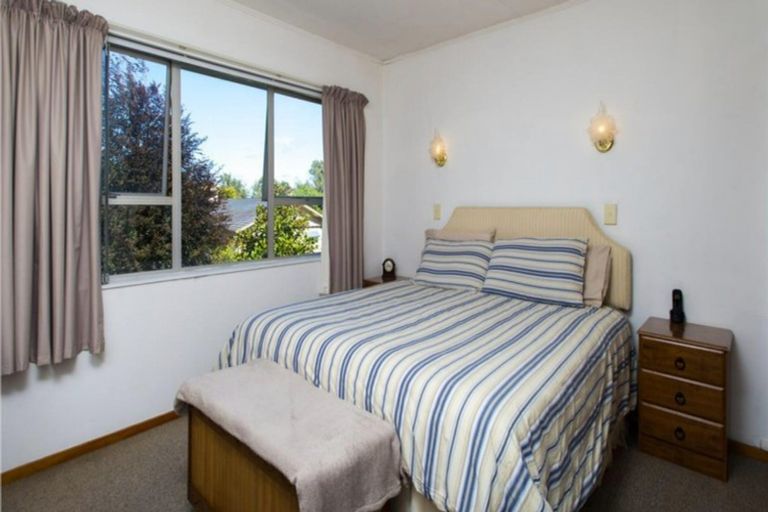 Photo of property in 2/8 Rosebank Terrace, Stoke, Nelson, 7011