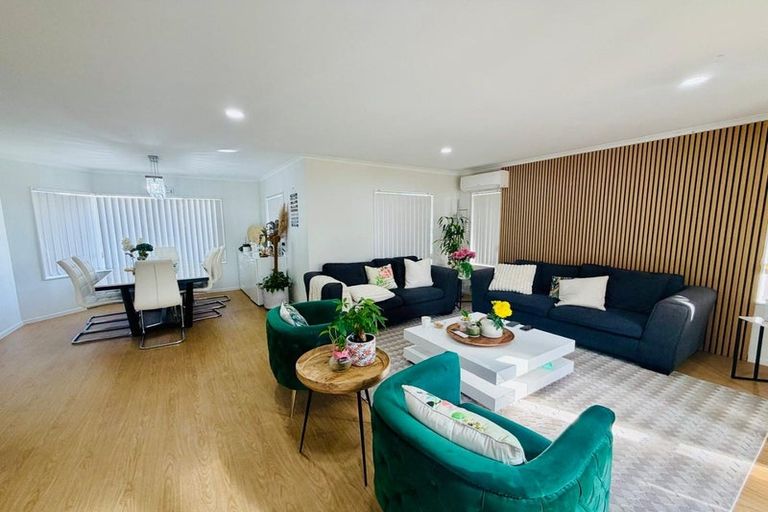 Photo of property in 4 Willowbank Close, East Tamaki Heights, Auckland, 2016