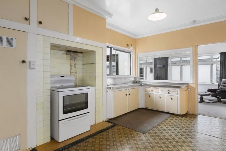 Photo of property in 68 Elgin Road, Mornington, Dunedin, 9011