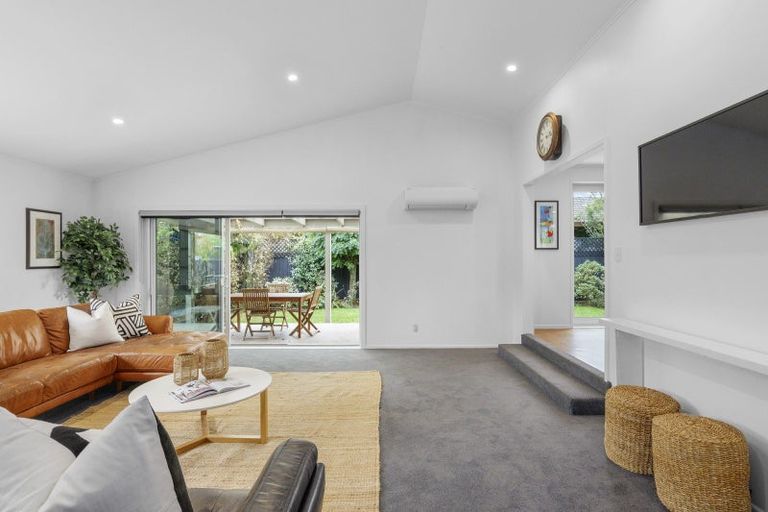 Photo of property in 16 O'halloran Drive, Halswell, Christchurch, 8025